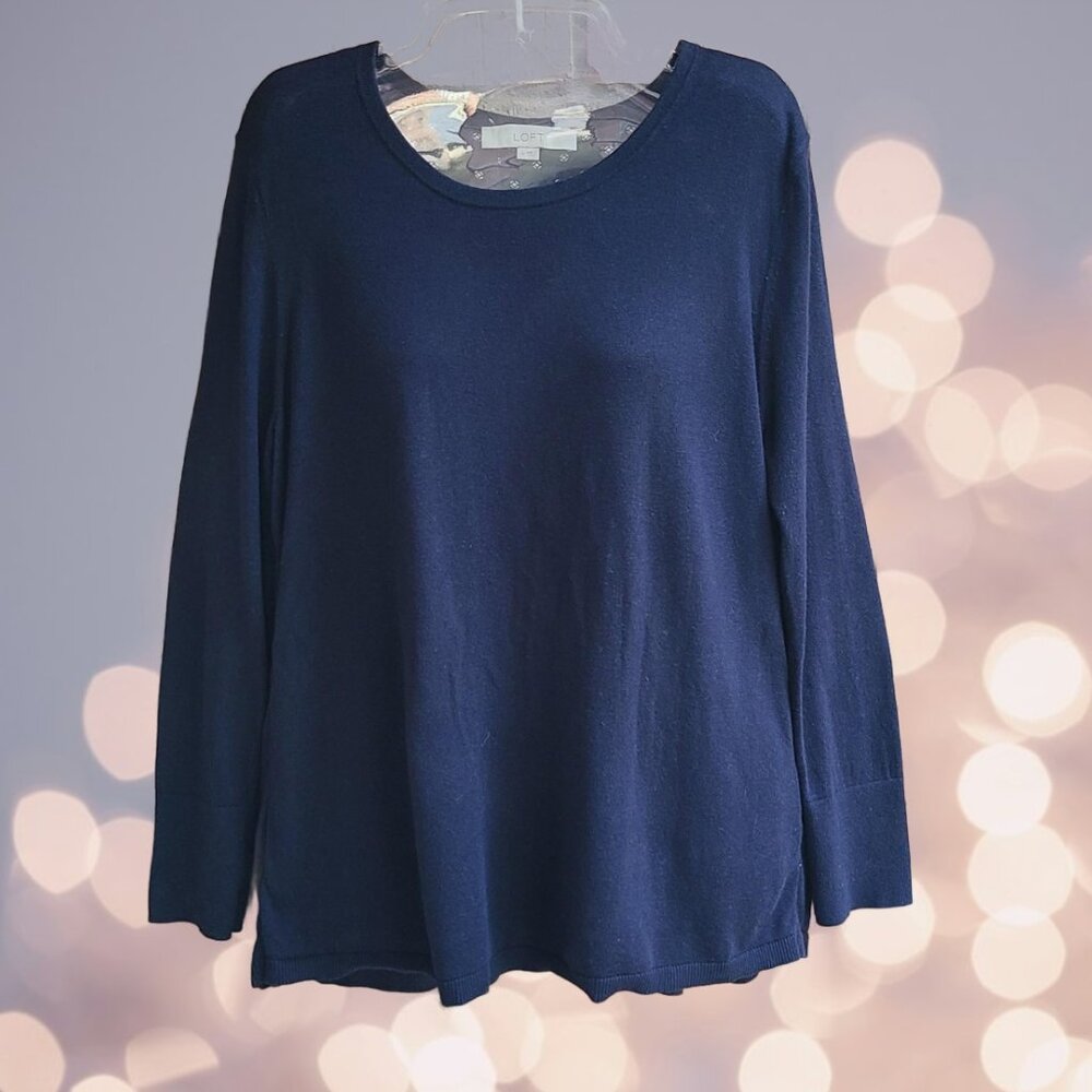 Ann Taylor LOFT Womens Size M Knit Top Pullover Fly Away Back Silk Blend Navy